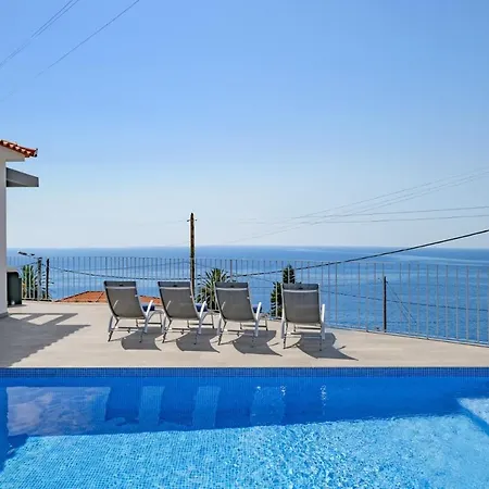 Villa Calhetascape By *